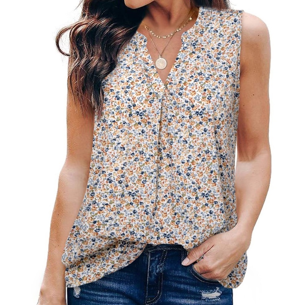 Sleeveless Floral V-Neck Top in Cream and Blue